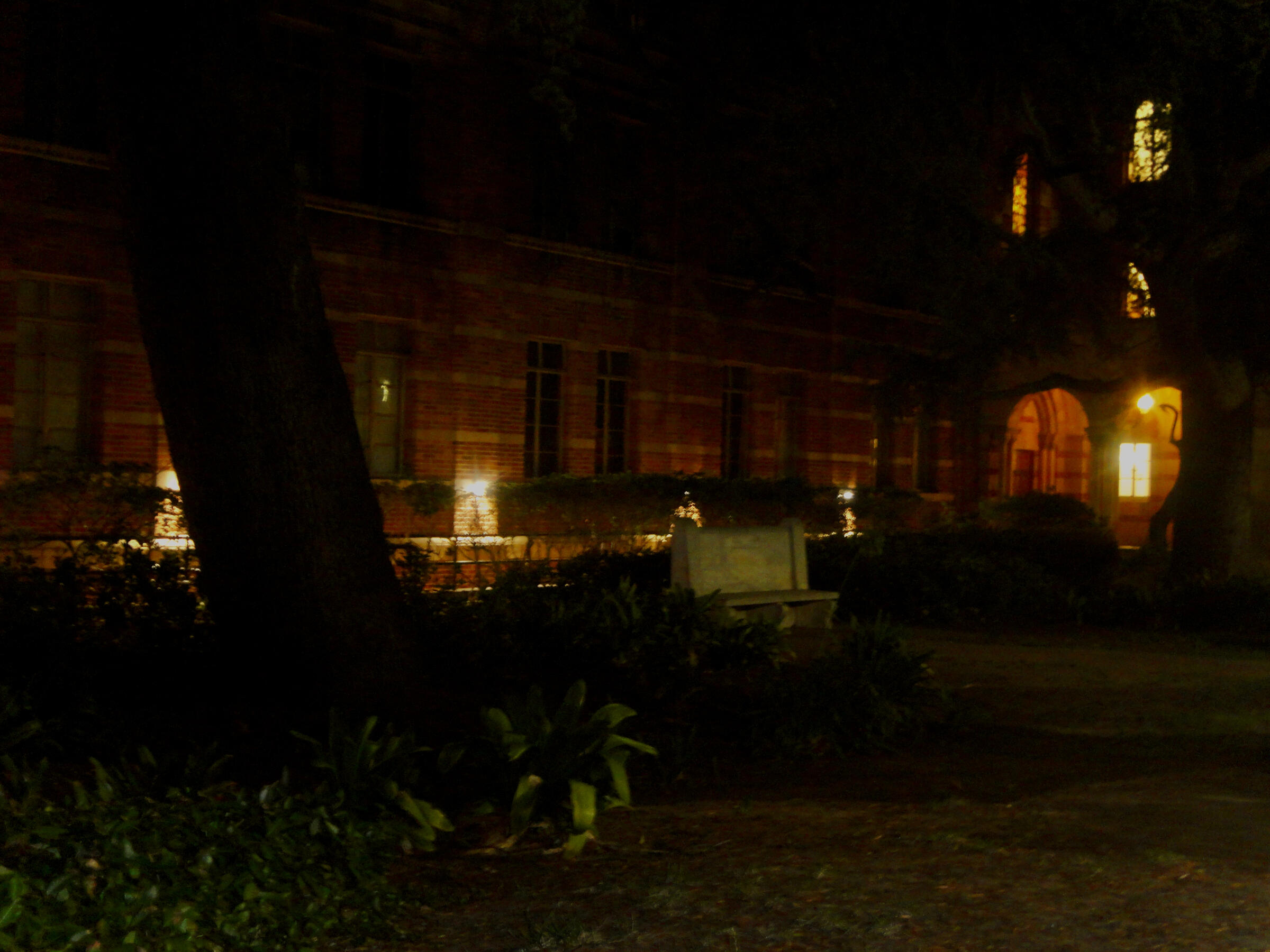 stone bench by royce hall. exploring campus for the first time 9.25.2024